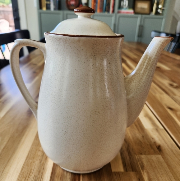 1970s Vintage Stoneware Floral Teapot - Made in Japan - Picture 5 of 8